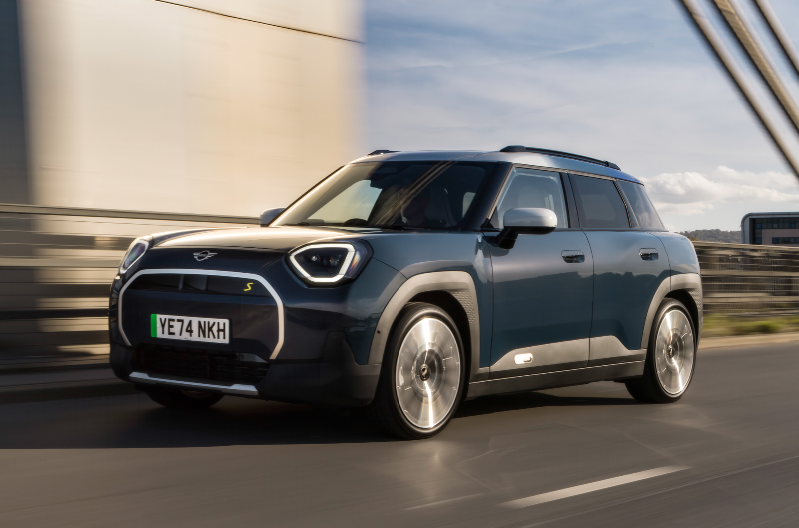 MINI пересматривает стратегию производства электромобилей из-за низкого спроса