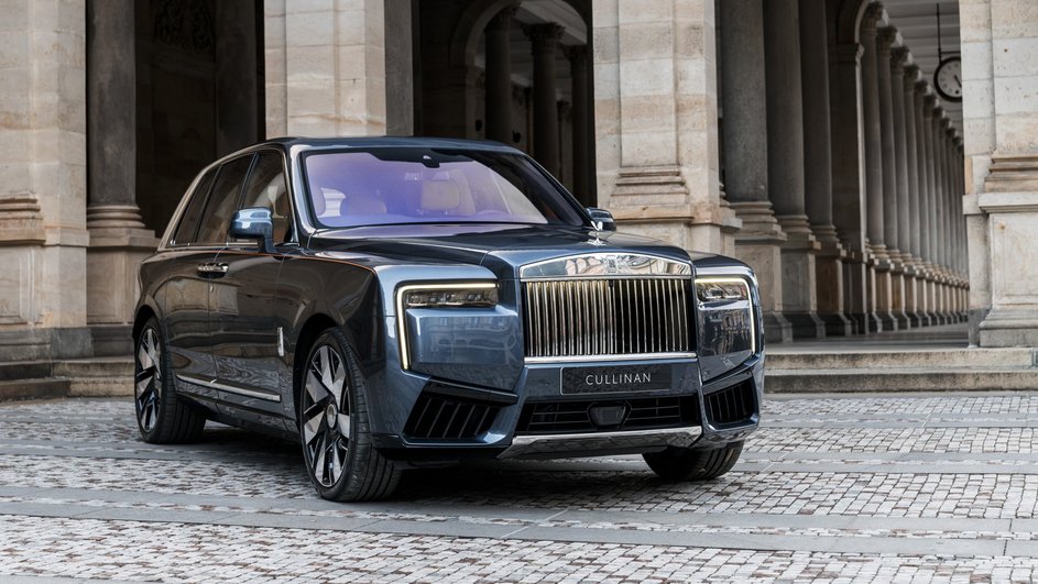 Элегантные кроссоверы Rolls-Royce Cullinan теперь доступны для покупки в России!