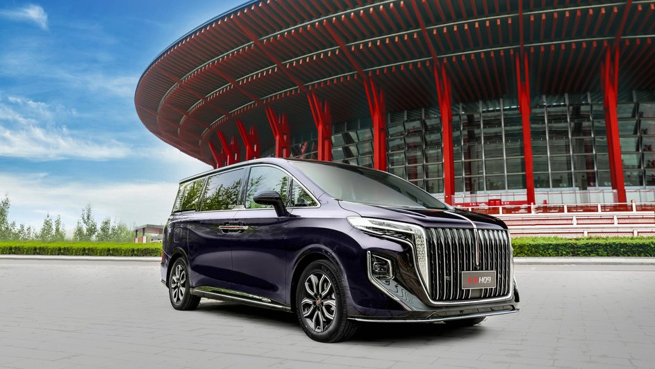 Продажи автомобилей Hongqi HS7 и HQ9 в России: старт дан!