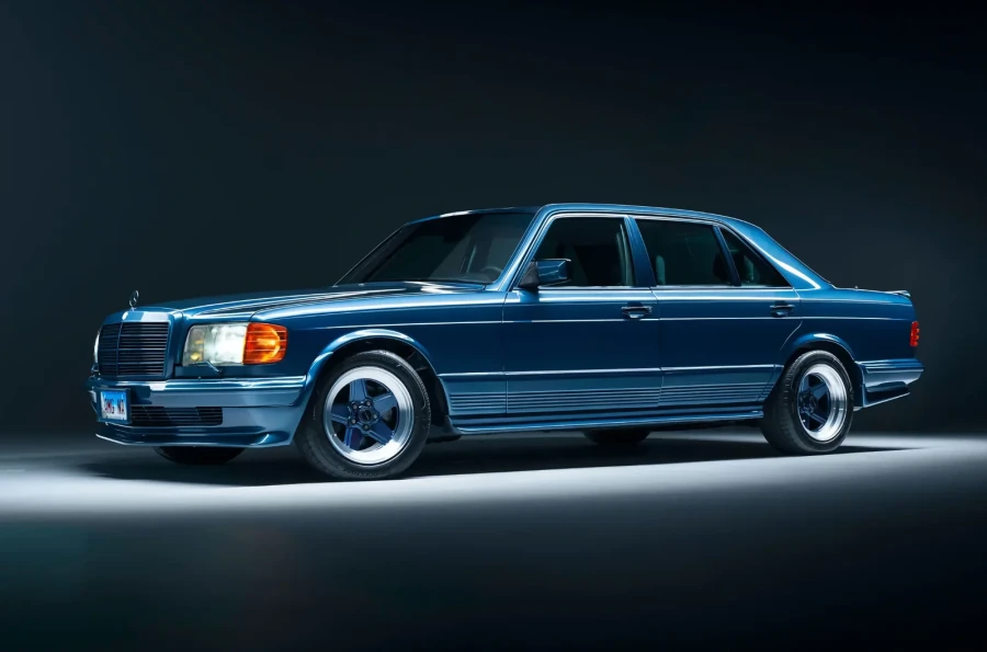 Mercedes-Benz 500 SEL директора AMG выставят на аукцион