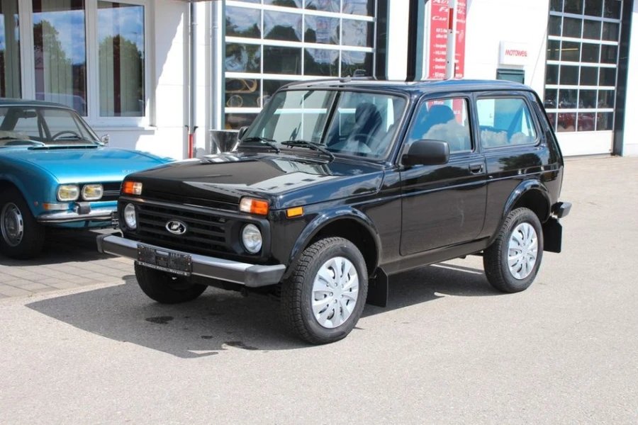 Lada Niva поступила в продажи в Объединенных Арабских Эмиратах