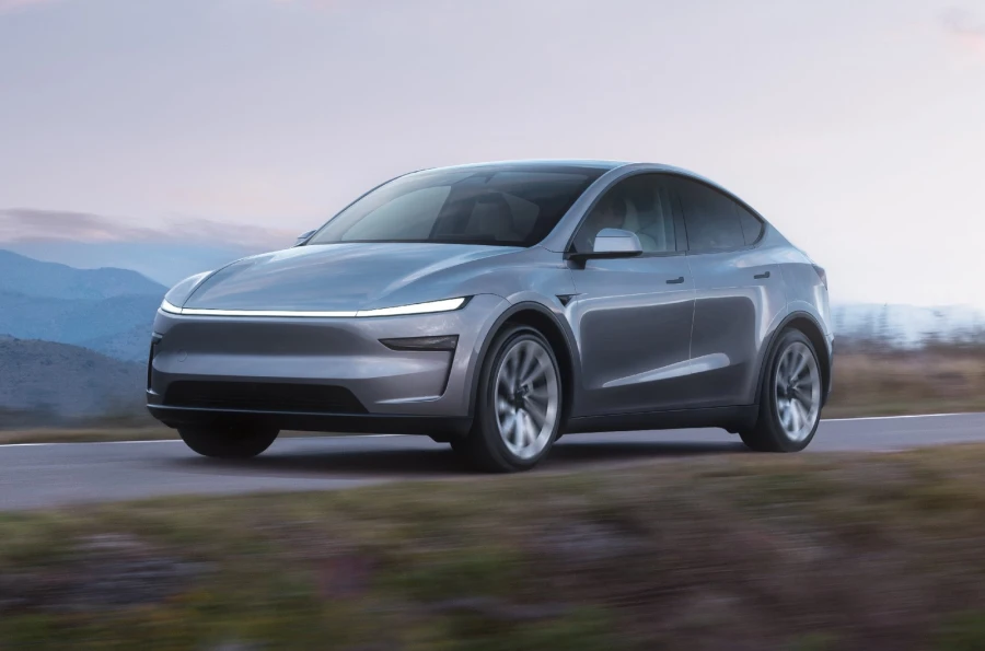 Tesla сталкивается с трудностями в избавлении от запасов Model Y для новых клиентов