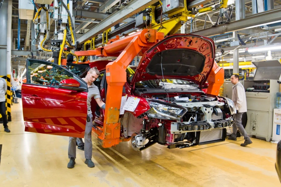 Lada Iskra в 2025 году: раскрыты объемы тиража, модель станет редкостью