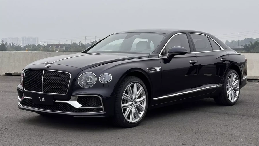 Bentley раскрывает причины, по которым бренд отказывается от создания флагманских седанов