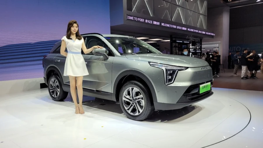Китайские премиальные автомобили потеряли 39% продаж в России