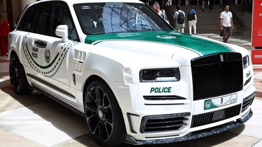 Rolls-Royce в тюнинге Mansory теперь на службе у полиции впервые