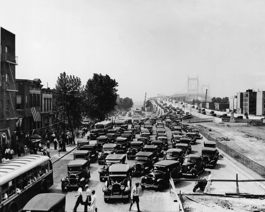 Автомобильные пробки 1936 года: как они выглядели в тот день