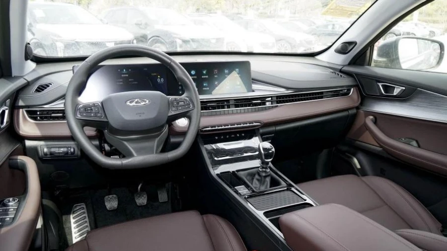 Chery выпустил бюджетную версию своего российского бестселлера с механической коробкой в Китае