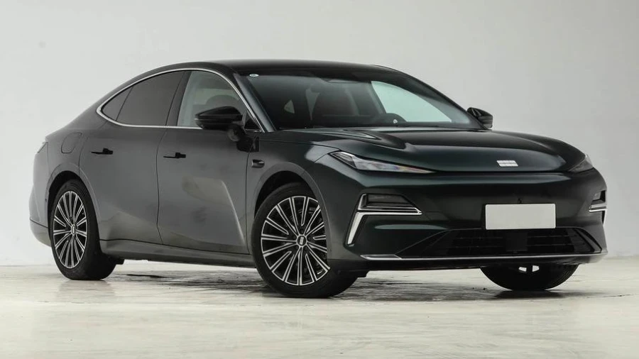 Geely подвергся критике от вице-президента Chery: что же вышло в итоге