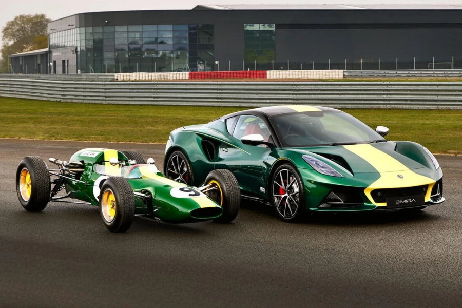 Lotus представил уникальную версию Emira, посвященную наследию Джима Кларка