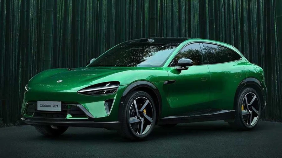 Xiaomi представила интерьер кроссовера с узким экраном, вдохновленным BMW