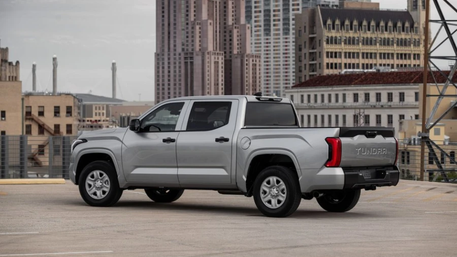 Toyota Tundra под угрозой: отзыв почти полумиллиона автомобилей из-за серьёзного дефекта