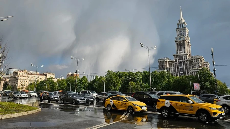 Таксопарки могут столкнуться с проблемами из-за нового закона о локализации автомобилей