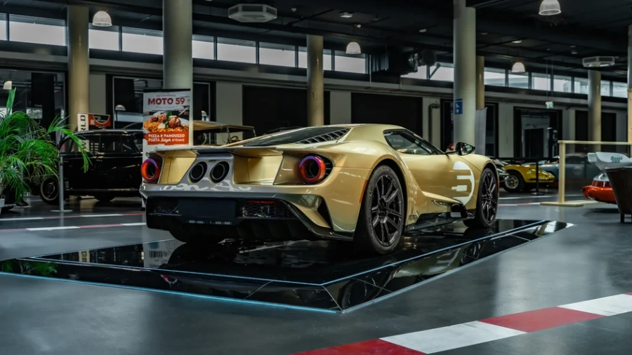 Ford GT выставлен на аукцион в Германии в уникальном исполнении