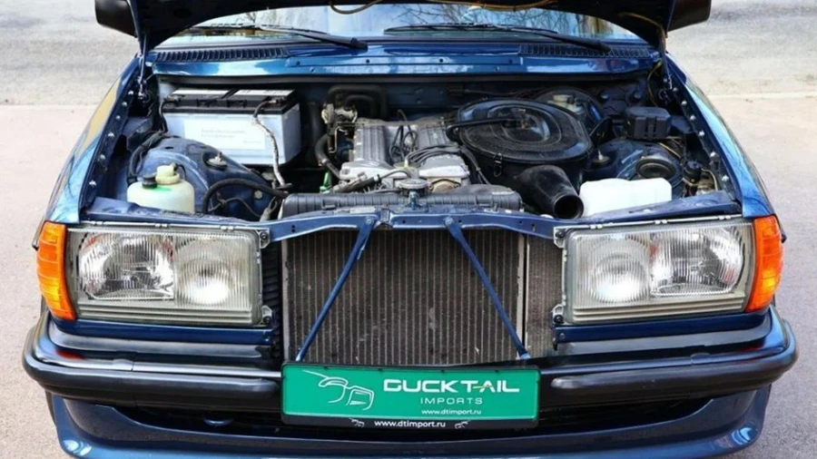 Mercedes-Benz W123 AMG 1980 года выставлен на продажу по цене 26,5 миллиона рублей